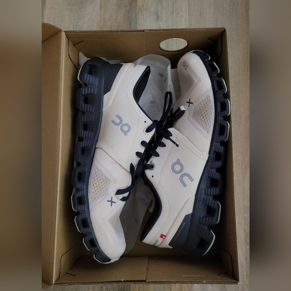 On Running Cloud X3 Sneakers - Picture 3 of 4